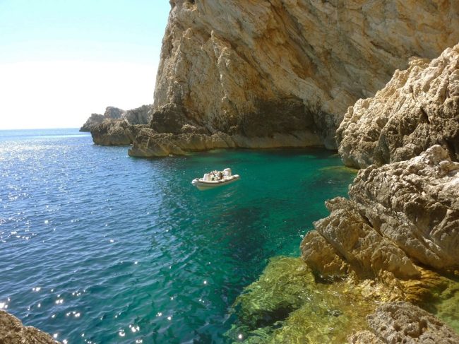 Bisevo island south cliffs