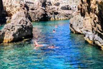 Why the Blue Cave Tour Itinerary Is Informative – Not Fixed (And Why That’s Better for You)